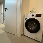 アパート House Flow, 3 Room, Free 2 Parking ブラチスラヴァ