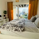 House Flow, 3 Room, Free 2 Parking