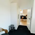 House Flow, 3 Room, Free 2 Parking Lägenhet