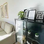 Lägenhet House Flow, 3 Room, Free 2 Parking