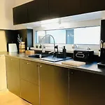 アパート House Flow, 3 Room, Free 2 Parking *