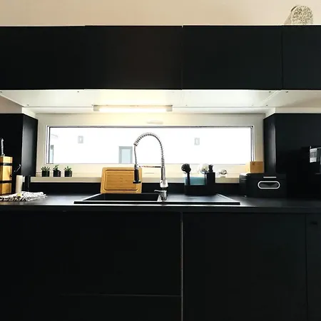 House Flow, 3 Room, Free 2 Parking * Bratysława