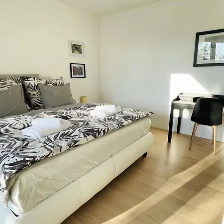 House Flow, 3 Room, Free 2 Parking Apartmán Bratislava