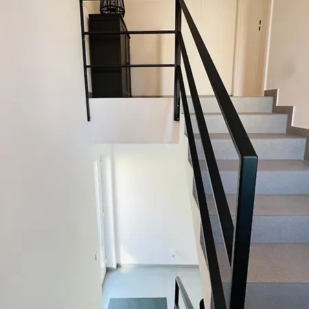 House Flow, 3 Room, Free 2 Parking Appartement *