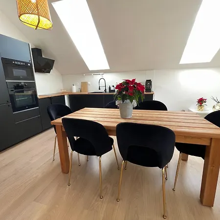 Lägenhet House Flow, 3 Room, Free 2 Parking