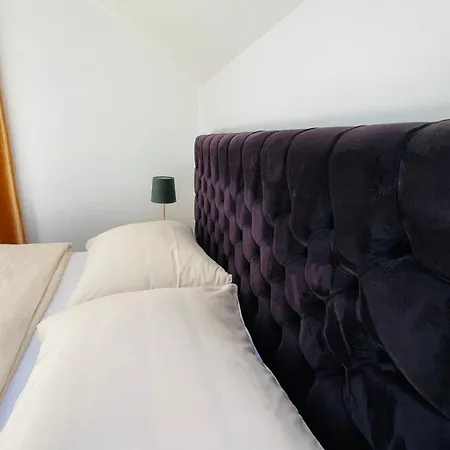 Lägenhet House Flow, 3 Room, Free 2 Parking Bratislava