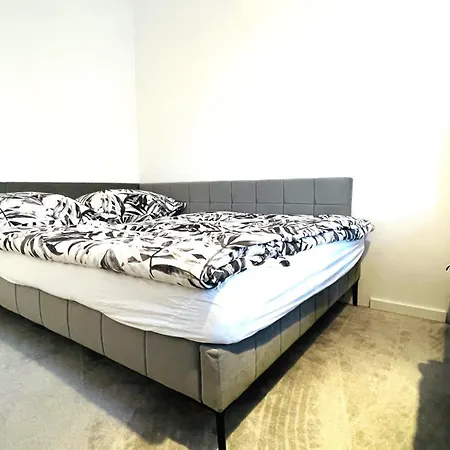 Appartement House Flow, 3 Room, Free 2 Parking Bratislava