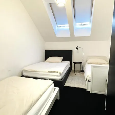 House Flow, 3 Room, Free 2 Parking 公寓 布拉迪斯拉发