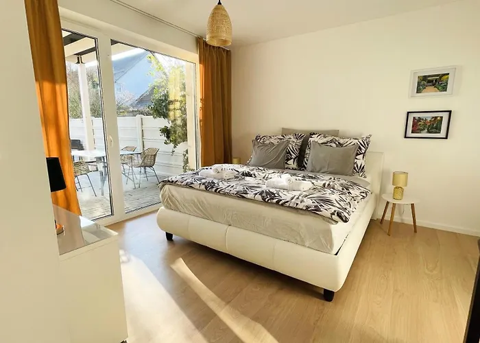 House Flow, 3 Room, Free 2 Parking ブラチスラヴァ