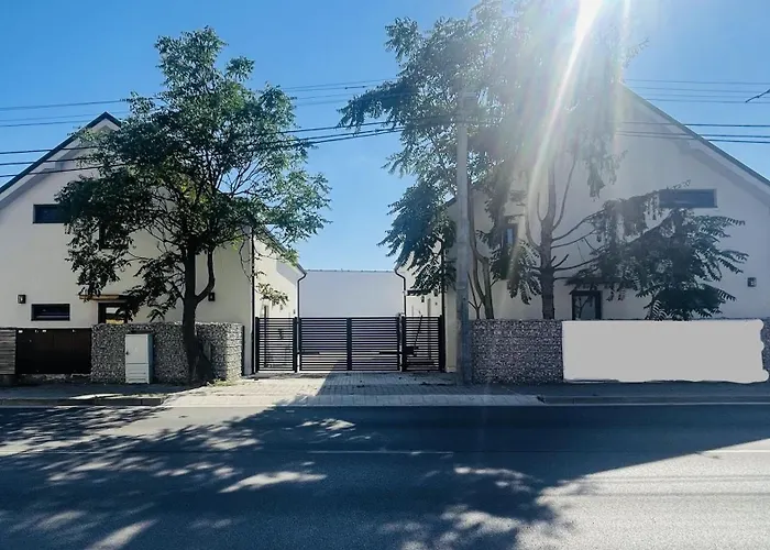 Апартаменти House Flow, 3 Room, Free 2 Parking *