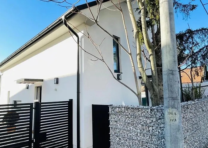 House Flow, 3 Room, Free 2 Parking Appartement *