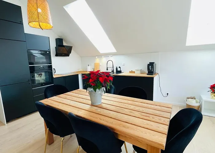 House Flow, 3 Room, Free 2 Parking