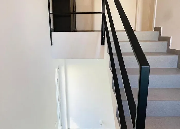 House Flow, 3 Room, Free 2 Parking アパート *