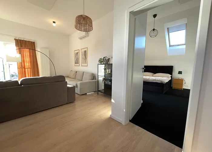 House Flow, 3 Room, Free 2 Parking شقة