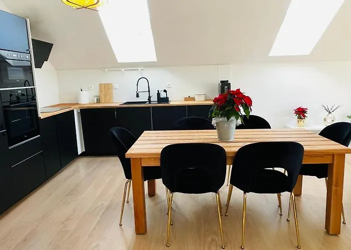 House Flow, 3 Room, Free 2 Parking דירה ברטיסלאבה