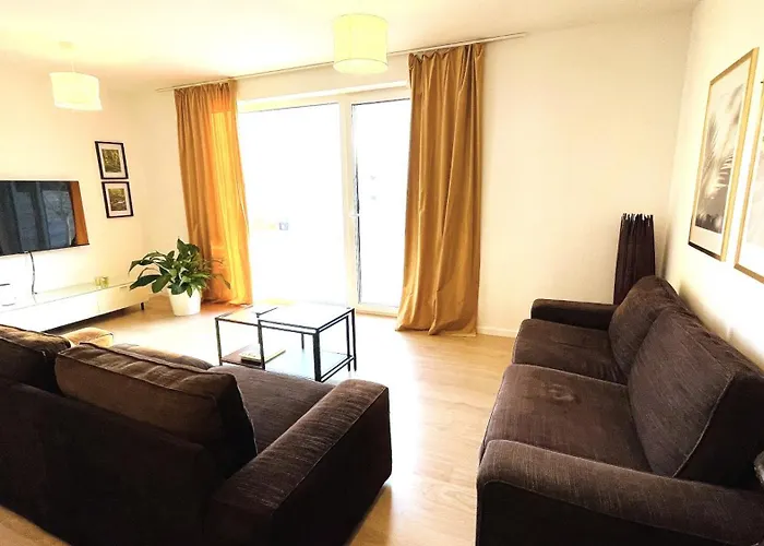 House Flow, 3 Room, Free 2 Parking