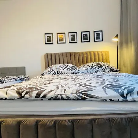 House Flow, 3 Room, Free 2 Parking Bratislava