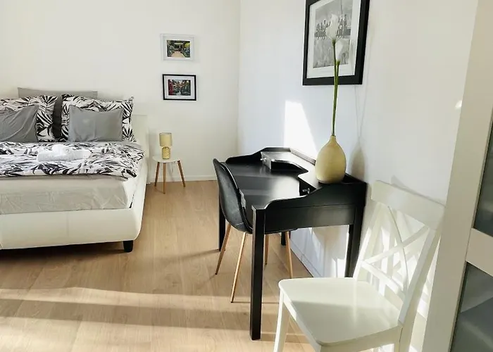 House Flow, 3 Room, Free 2 Parking Bratislava