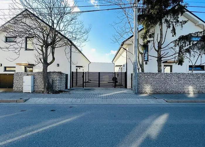 House Flow, 3 Room, Free 2 Parking Apartament Bratislava